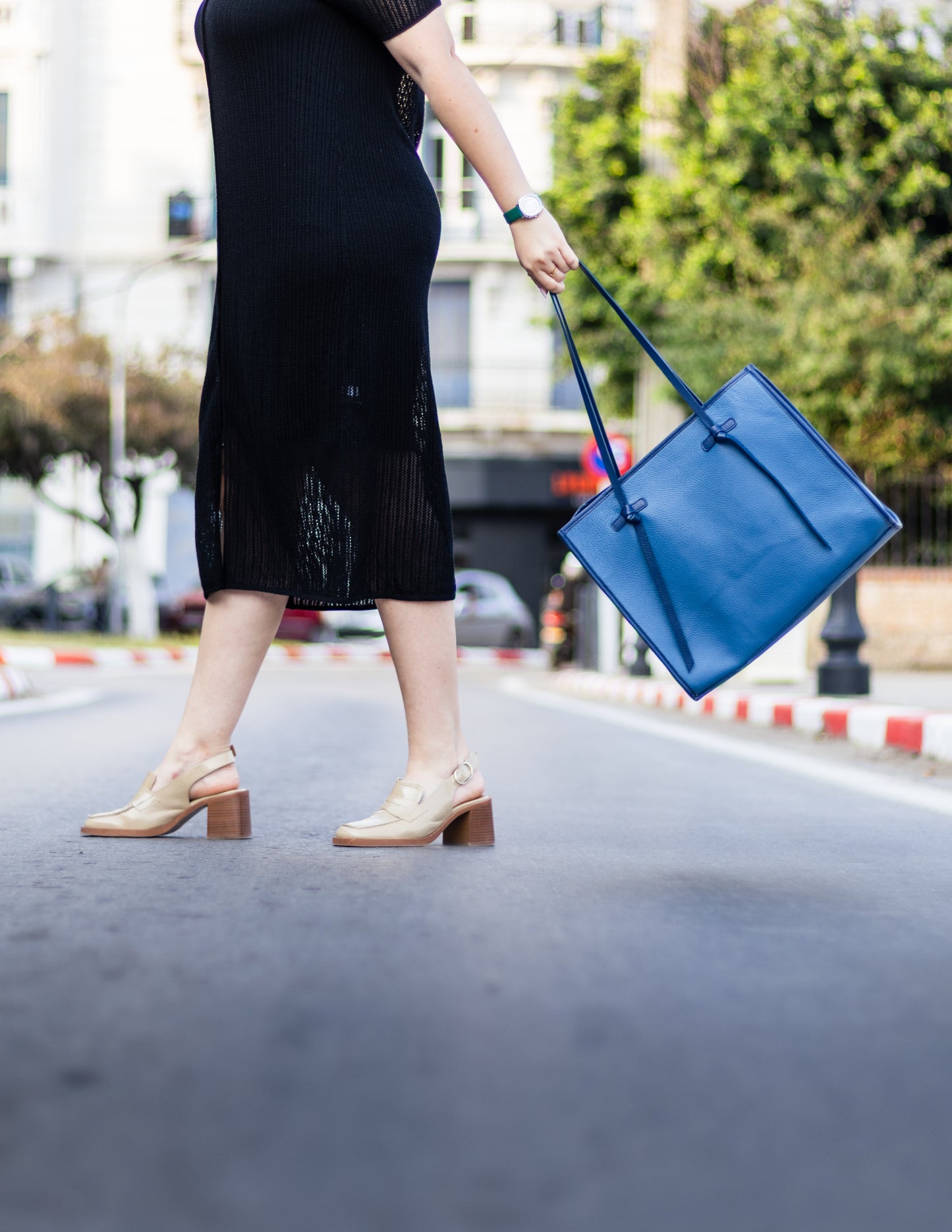 Lynda L – Cuir bleu royal