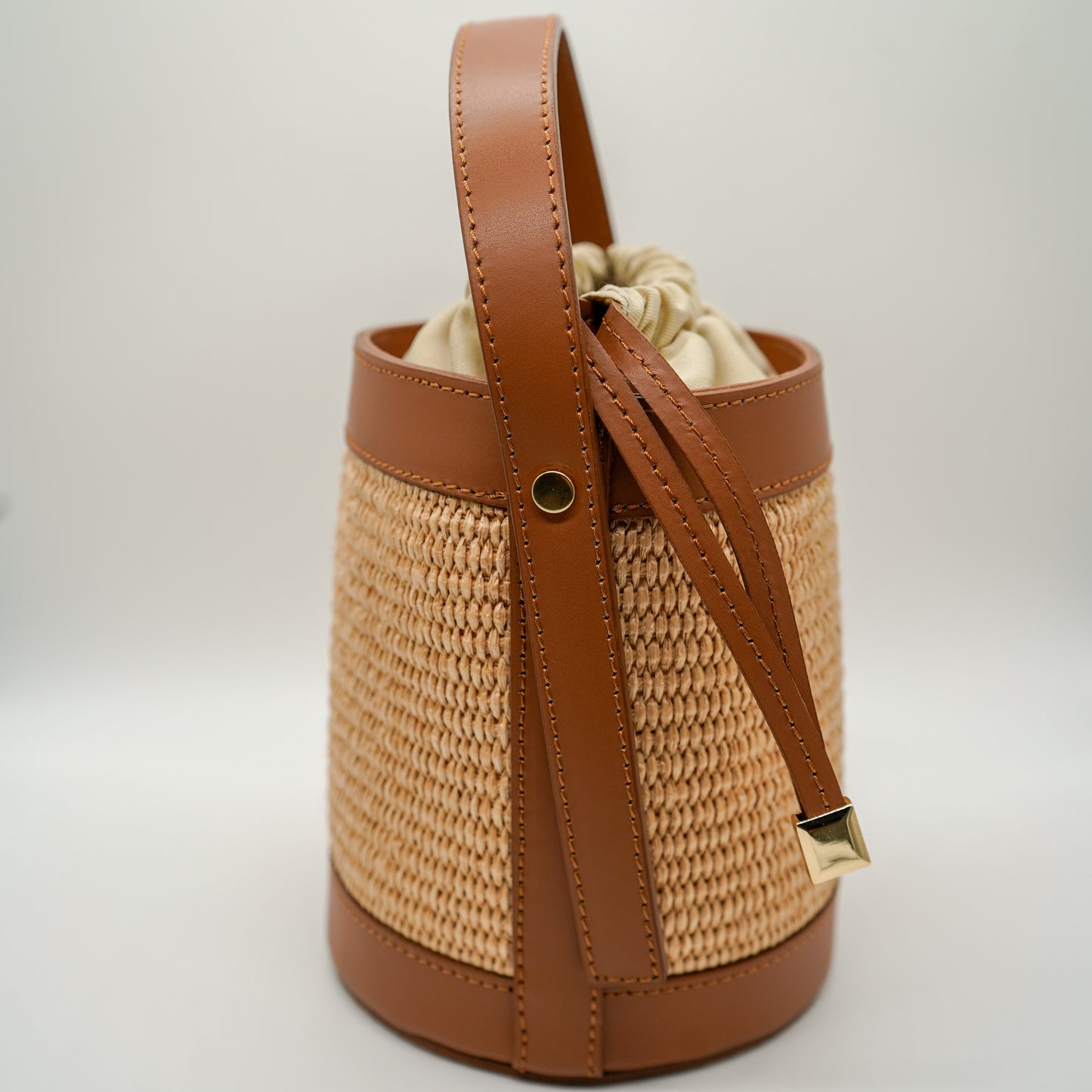 Sac Chloé M – Seau Raphia & Cuir Camel | Édition Limitée