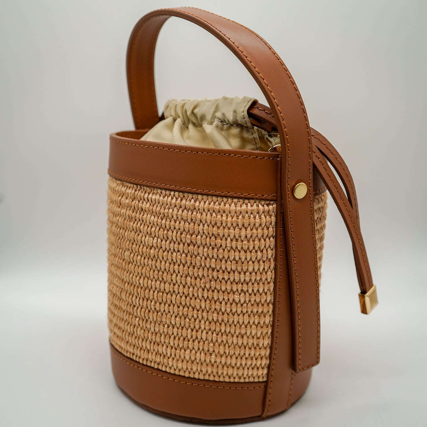 Sac Chloé M – Seau Raphia & Cuir Camel | Édition Limitée