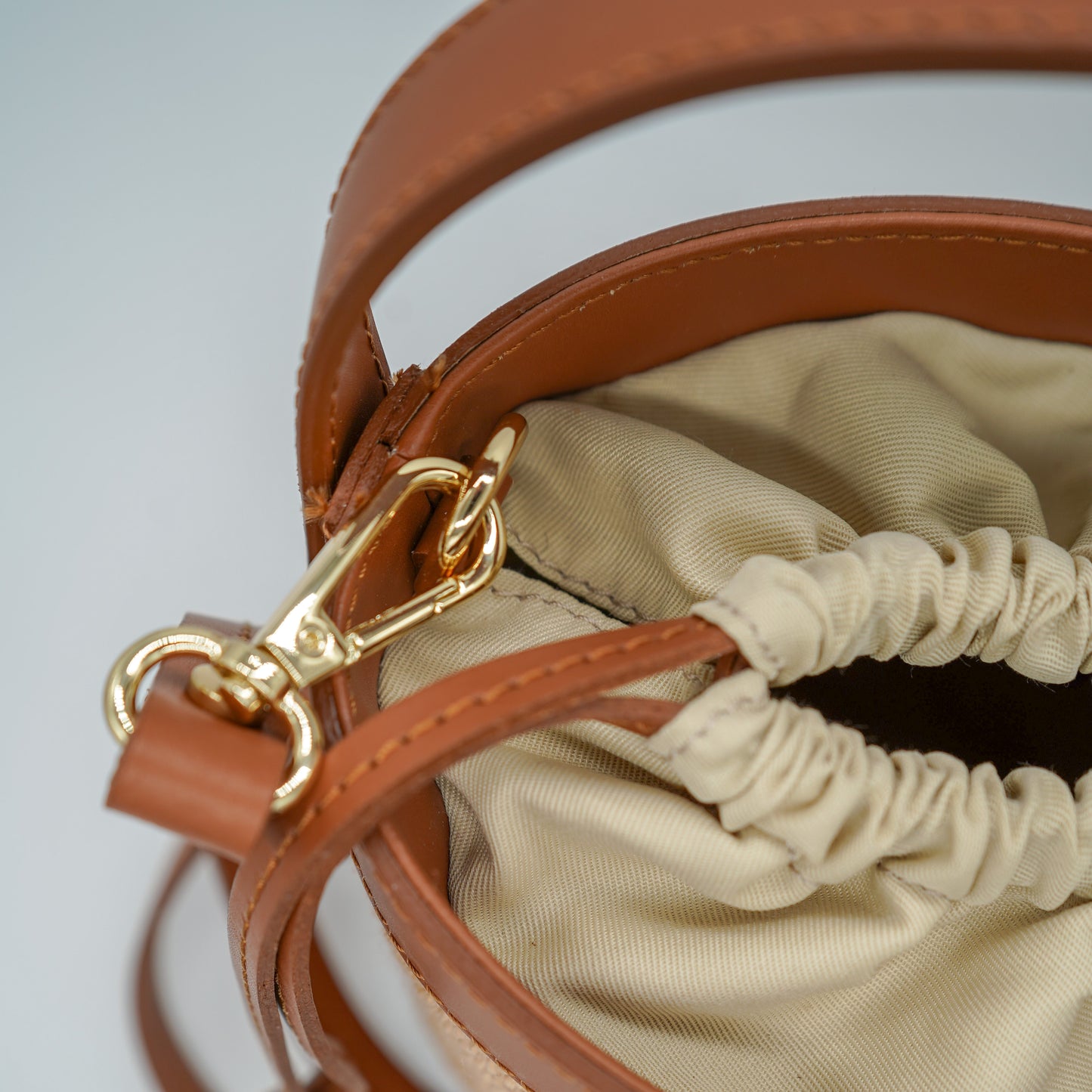 Sac Chloé M – Seau Raphia & Cuir Camel | Édition Limitée