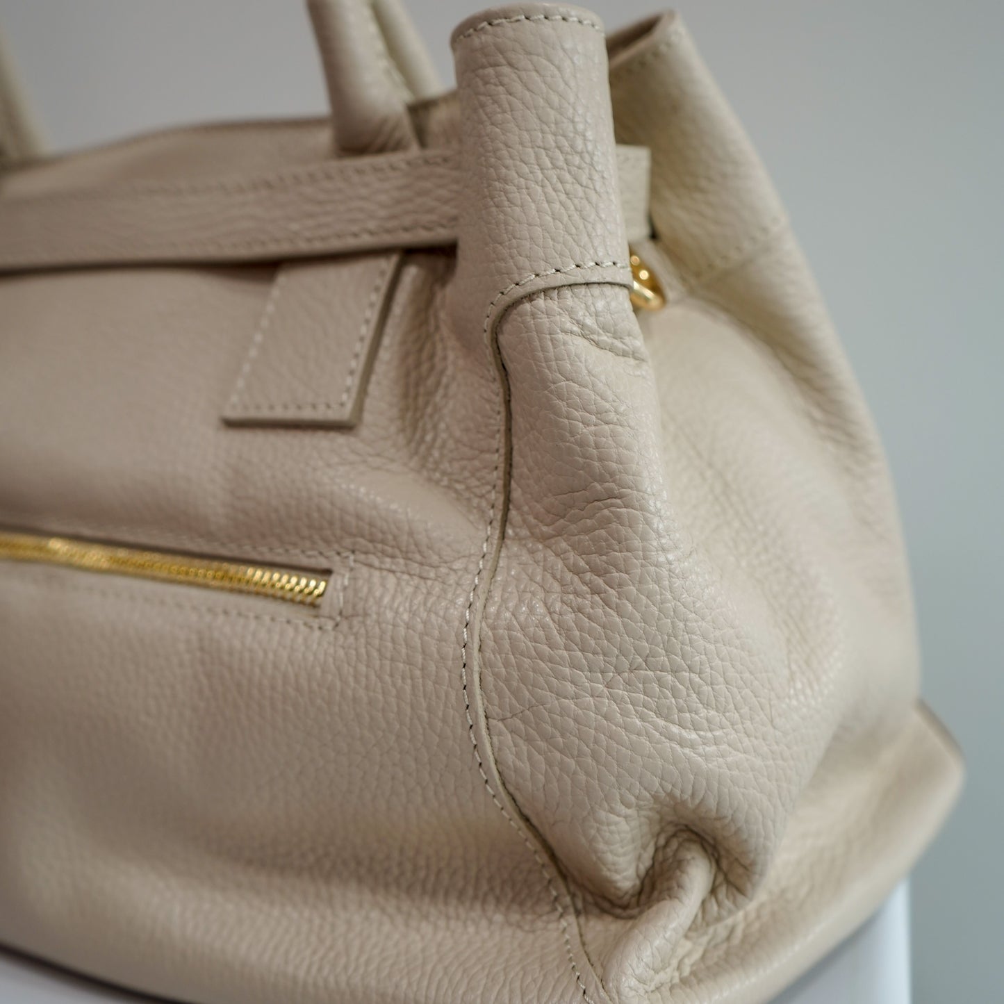 Sac Letty M – Cuir Latte | Édition Limitée