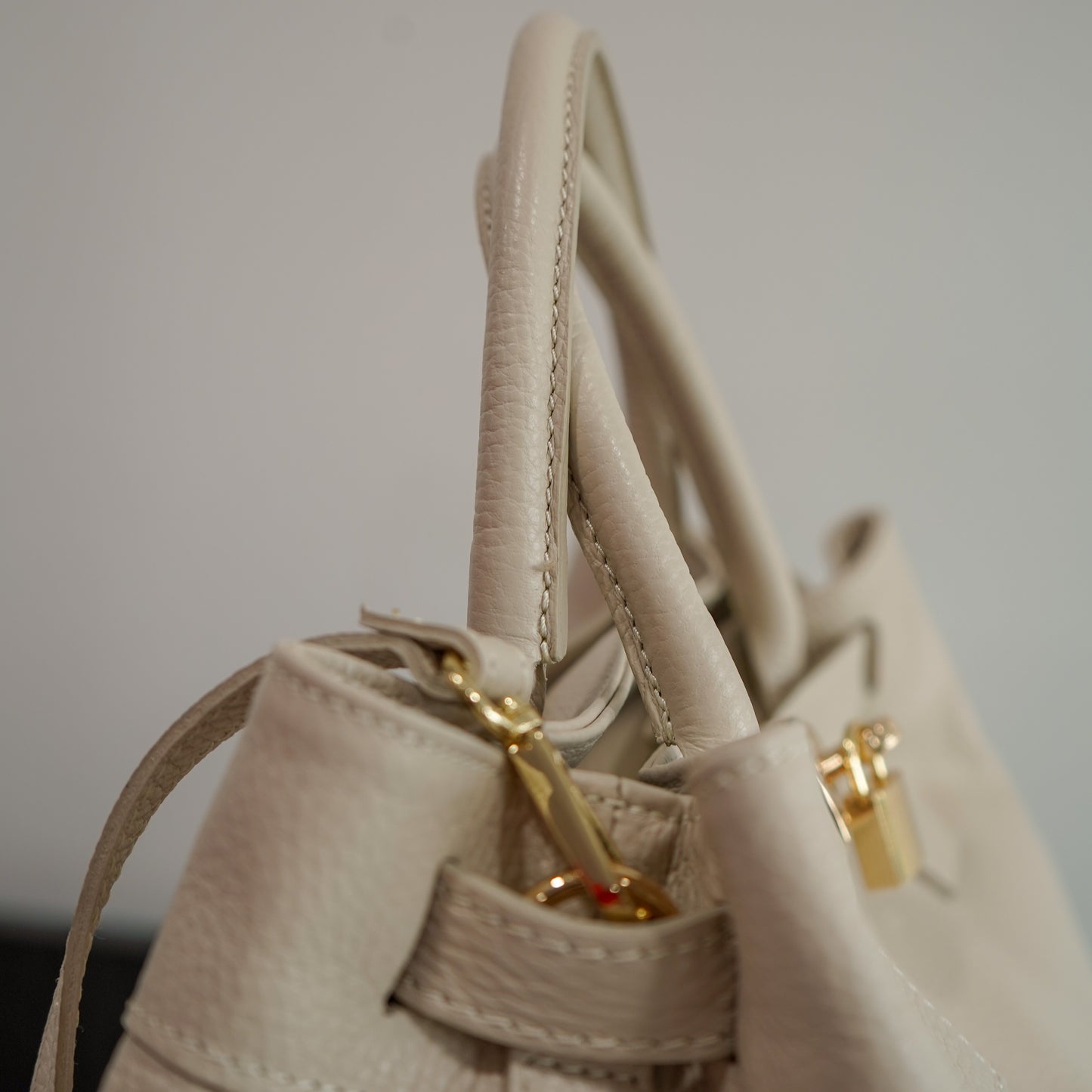 Sac Letty M – Cuir Latte | Édition Limitée